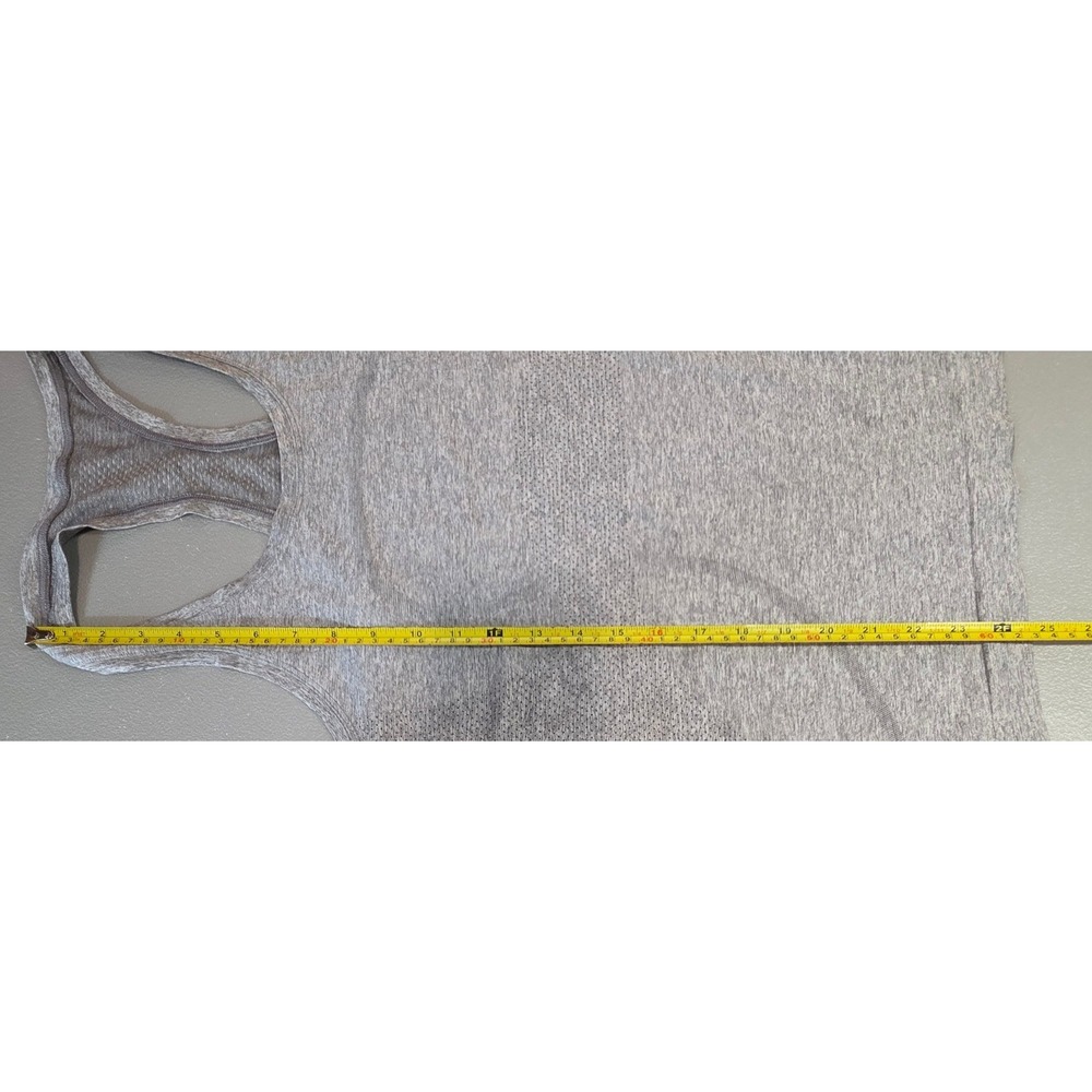 Lululemon Womens 8 Swiftly Tech Racerback Tank Top with Logo in Grey - Picture 9 of 11